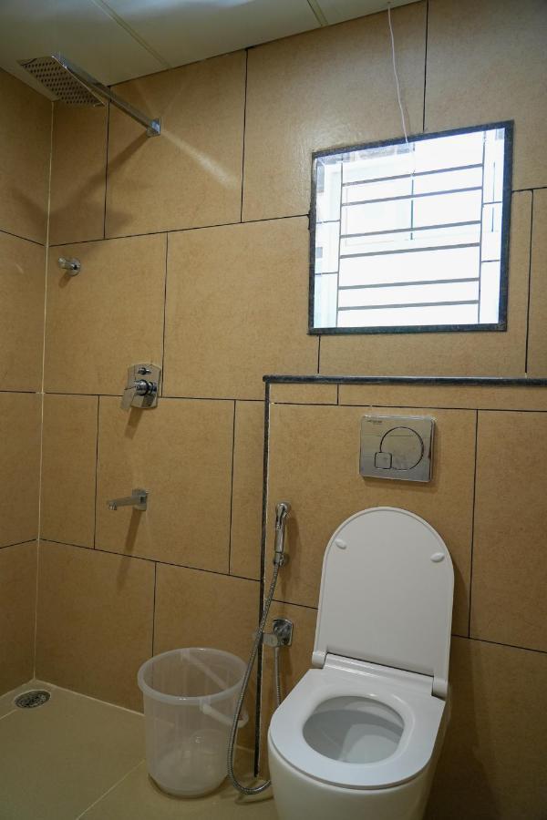 Sri Krishna Inn - Kempegowda Airport Bangalore Devanahalli Ngoại thất bức ảnh