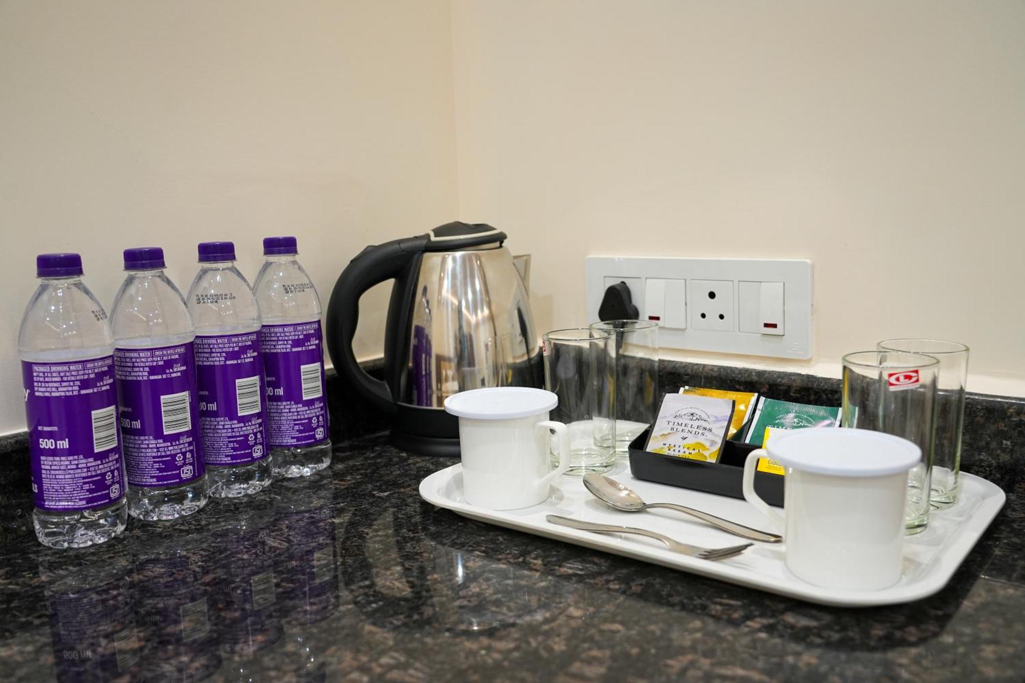 Sri Krishna Inn - Kempegowda Airport Bangalore Devanahalli Ngoại thất bức ảnh